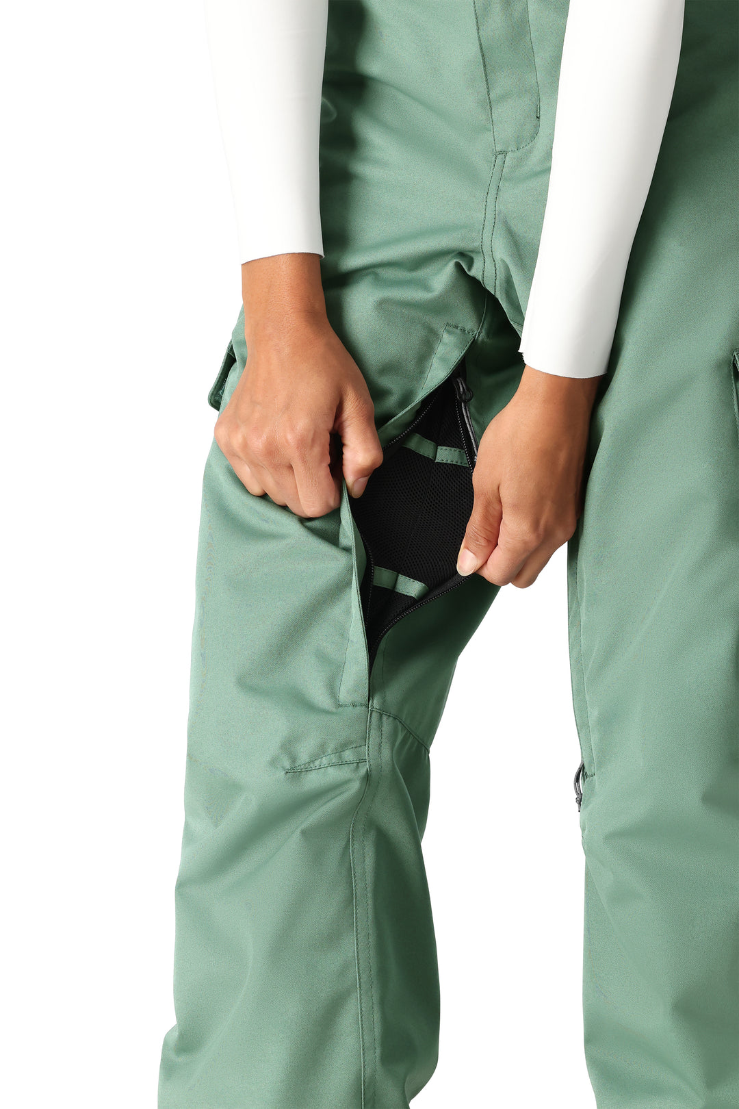 women's 686 Aura snowboard pant, cypress green