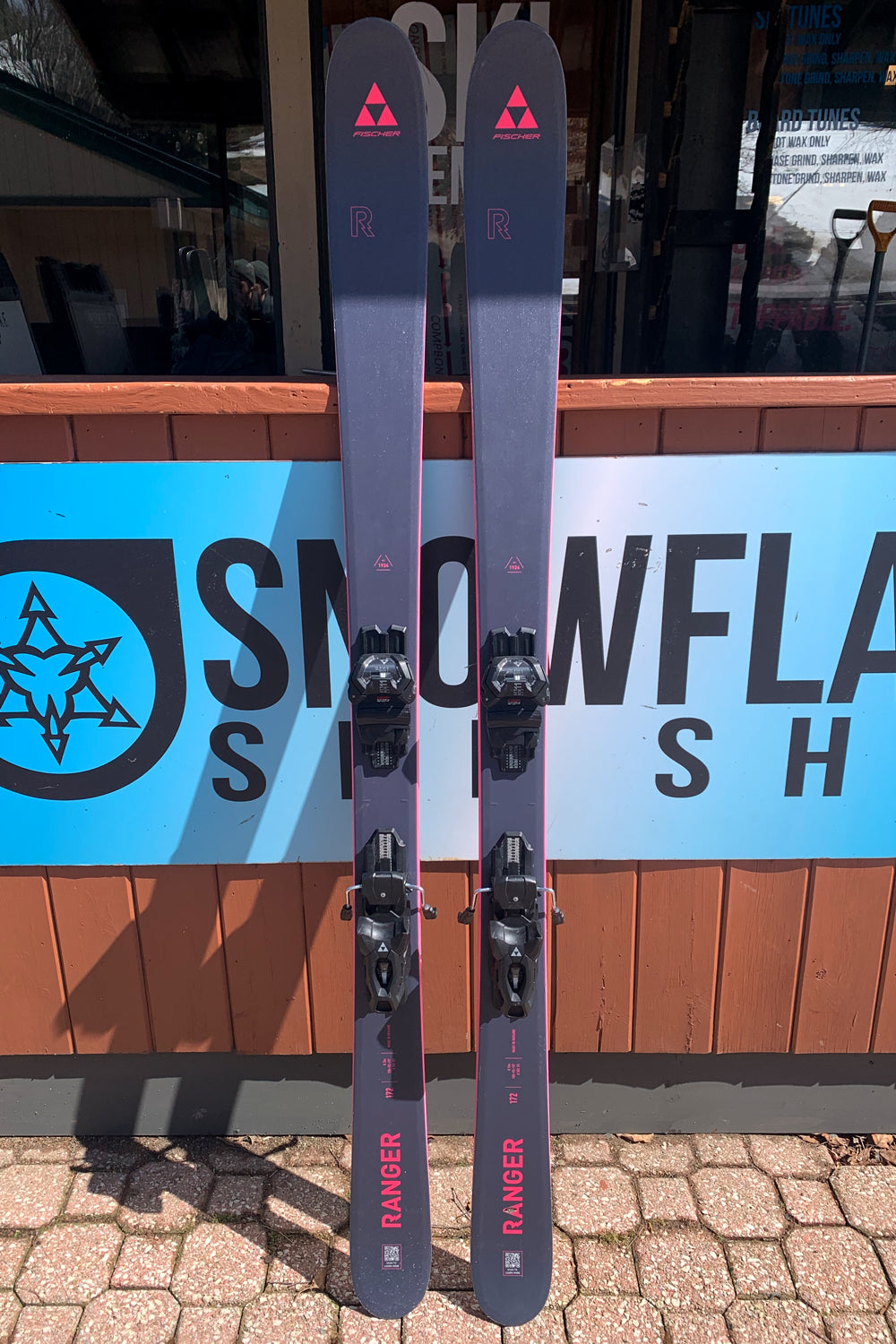 25-26 Demo Skis - Fischer Ranger 172cm with attack 11 Bindings - Women's
