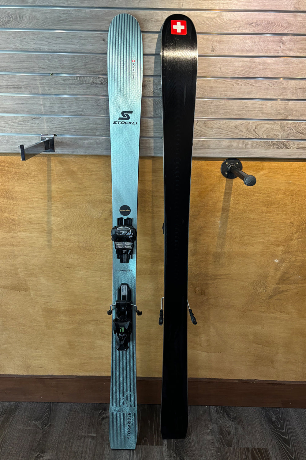 Stockli Stormrider demo skis with demo bindings